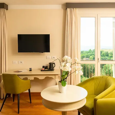 Szálloda Giorgia In Collina