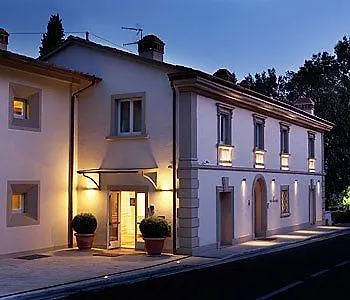 Giorgia In Collina 3*